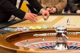 Studio live dealer Dream Gaming dengan multi-kamera profesional